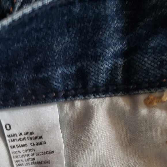 AE Outfitters Distressed Shorts - Picture 4 of 5